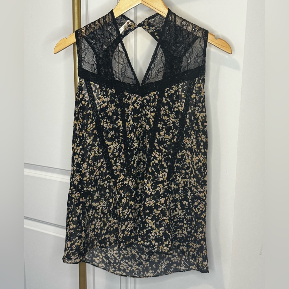 NWOT Chelsea & Violet Black Floral Lace Blouse